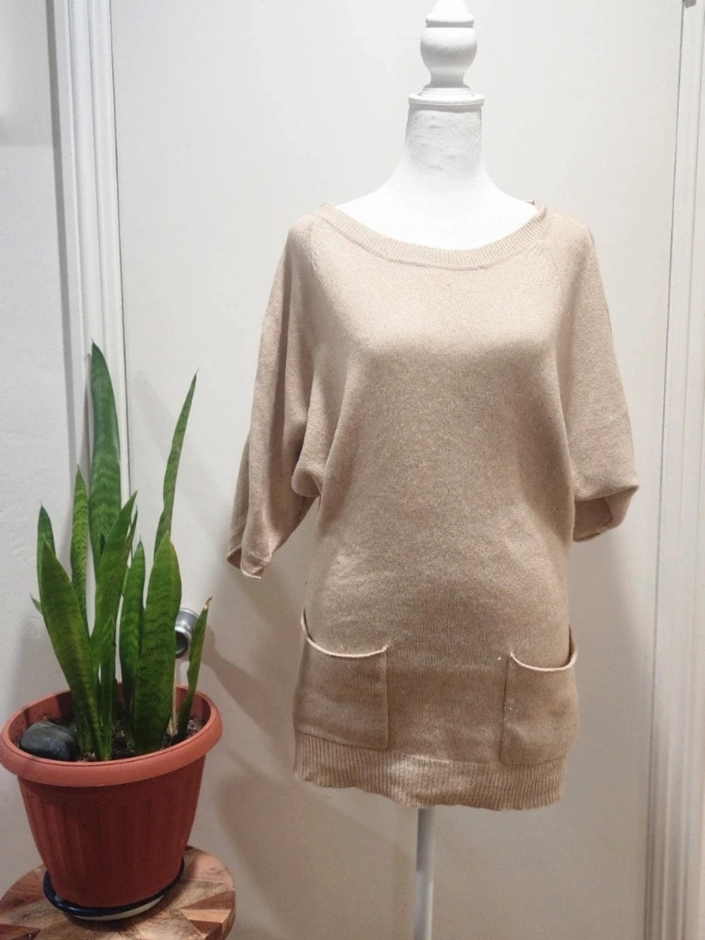 BCBGMaxAzria Beige Pocket-Front Scoop Neck Sweater